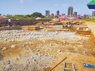 自掏腰包搶救遺址 13期地主怨