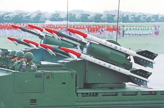 檞树飞弹除役 陆射剑二登场