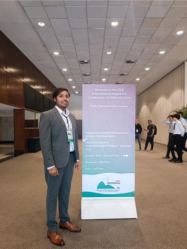 论文第一作者杜杰世 (Durgesh Kumar Ojha)。（阳明交大提供）