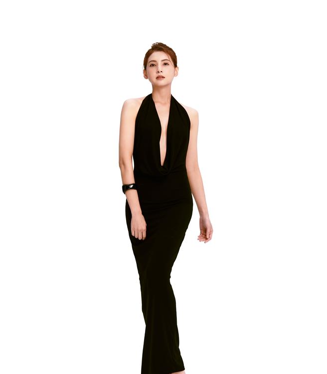 韦汝自创个人健康食品品牌RAW，成为老板娘。（健康食品RAW提供）