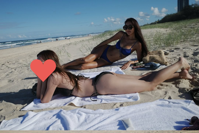 吳速玲和日本友人一起曬日光浴。（圖／翻攝自5400wu IG）