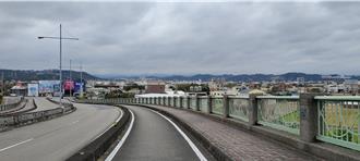 國道1頭份交流道塞車有解？擬增設分流匝道、新闢聯絡道