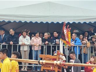 百年傳統「水裡去、火裡來」 野柳神明淨港熱鬧登場