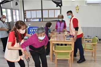 苗栗县加强失智老人防走失 鼓励到警局留指纹、人脸辨识