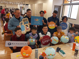 劉和然與長輩共度元宵！新北推動長幼共融 打造幸福社區