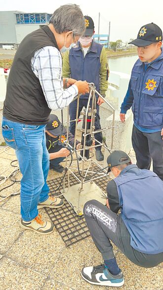 打撈屍塊 聲納探測器助找尋