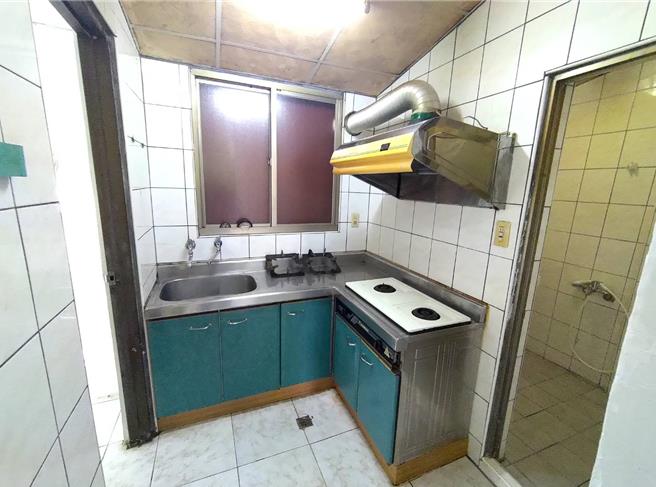 南水分署眷宿舍的基本設備都齊，至少能讓受災戶不用再受蝸居帳棚之累。（市府提供／寶智華台南傳真）