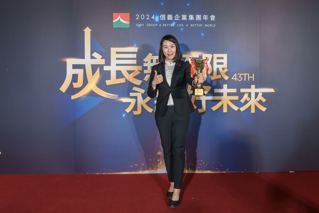 吴佳萤以「做自己与别人生命中的天使」为座右铭，持续为每一位客户提供最优质的服务。(图/信义房屋 提供)