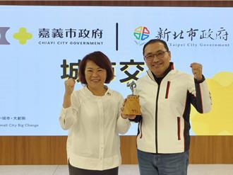 藍推還稅於民   侯友宜「取之於民   用之於民」 黃敏惠「建輕軌福國利民」