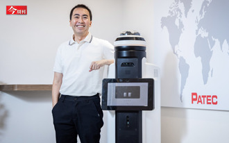 星國樟宜機場保全機器人巡場 台灣7人團隊做的 內幕曝光