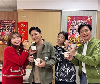 王燦愛上父親情人又劈腿 元宵備補品給賴慧如