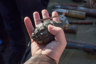 法國東南部酒吧遭手榴彈攻擊 多人傷、碎片四濺慘況曝