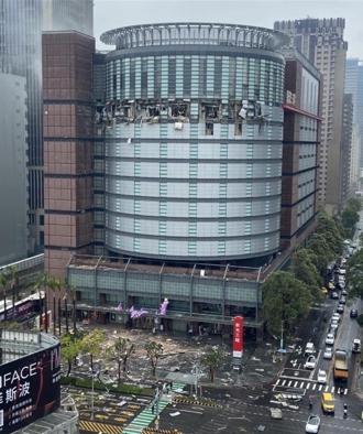 新光三越台中店氣爆遭無限期停業  百貨「店王」寶座恐不保