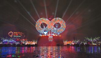 台灣燈會登場 桃園購物中心迎人潮錢潮