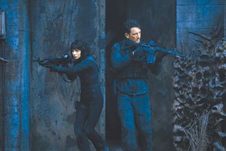 安雅泰勒喬伊盼尪陪 麥爾斯泰勒演戲兼製作