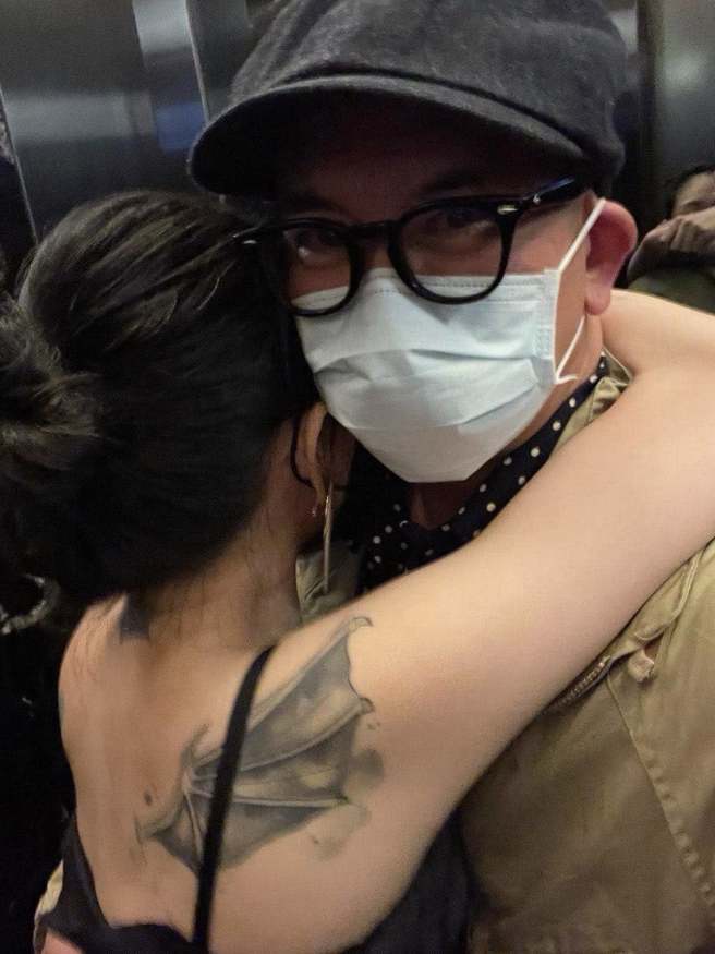 具俊晔会把大S抱到浴室。（大S脸书）