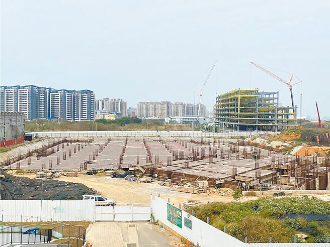 新竹市國際展演中心改採地上權設定，新規畫近期已交由審查會審查修訂。（本報資料照片／王惠慧新竹傳真）