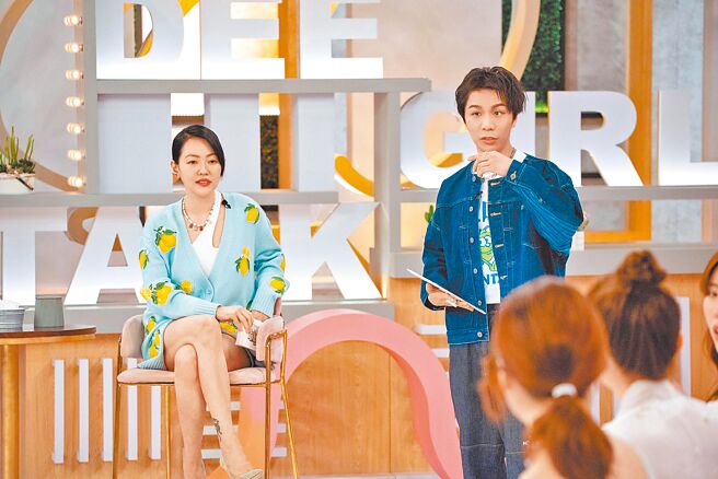 小S（左）因大S猝逝相當傷心，跟《小姐不熙娣》告假半年，右為搭檔派翠克。（資料照片）