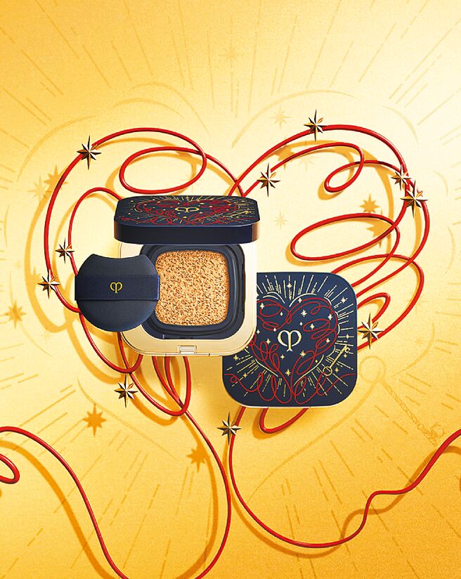 新光三越情人節限定Cle de Peau Beaute無限之愛限量系列水潤光采氣墊粉霜，推薦價3300元。（新光三越提供）