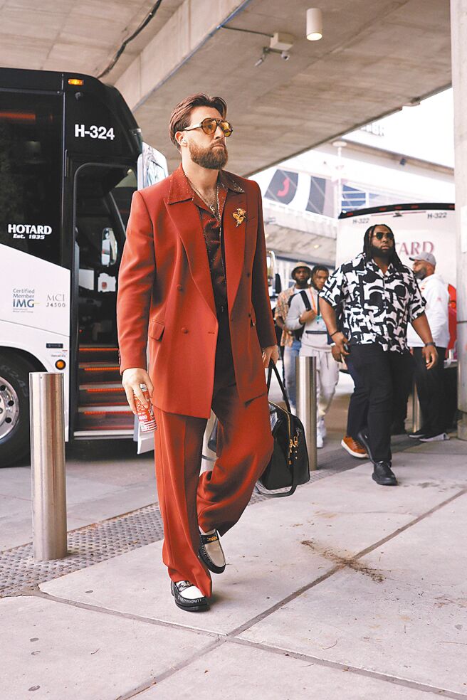 特拉維斯凱爾西可說是本屆NFL最搶眼的球員之一。（Amiri提供）