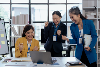  12星座下周运势 水瓶努力赚钱 生意机会不断上门