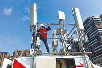 AI優化網路 電信業者挺燈會