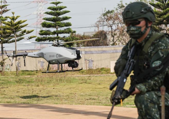 因应美国总统川普关税惩罚行动，赖清德总统14日召开国安高层会议，并首度承诺「让国防预算达到GDP3%以上的目标」。（本报资料照片）