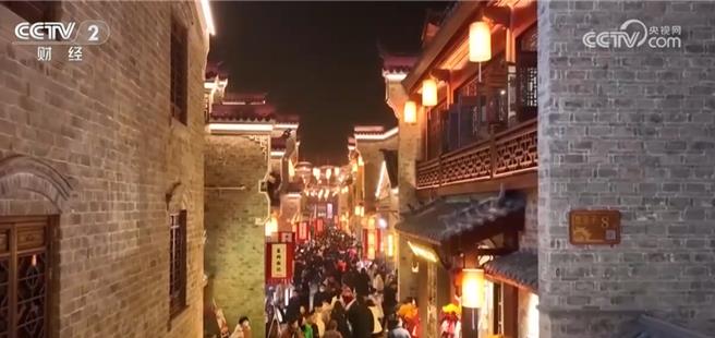 「金庸电影＋」深挖拓展襄阳旅游资源引爆文旅消费热潮。（大陆央视）