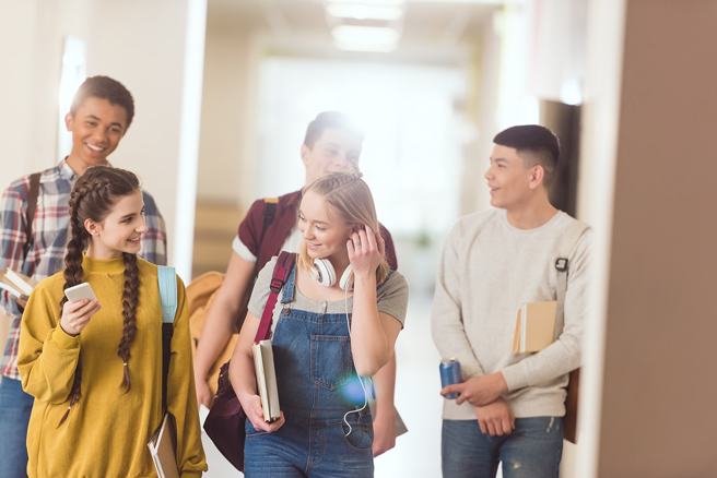 澳思維顧問皆有EATC專業教育顧問認證及移民從業人員證書，確保規劃的方案符合客戶的讀書計畫或是簽證選項。(照片/澳思維留學移民提供)