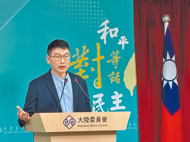 陸委會副主委兼發言人梁文傑13日表示，2024年11月「小兩會」的可能會面為交流性質，不同於正式溝通、協商。（朱紹聖攝）