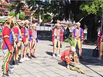 高雄拉阿魯哇族「聖貝祭」登場 高山農產展銷推廣桃源魅力