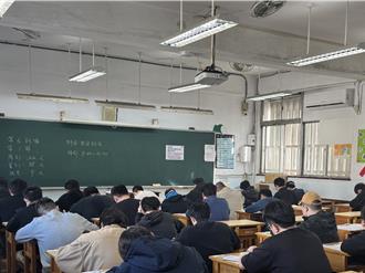 本薪逾48K！台鐵招考百名司機員 416人應試錄取率達24％