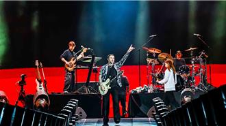 魔力紅高雄唱完「網友狂道歉」 亞當甜揪4萬歌迷共度情人節