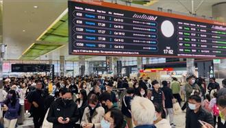 挤爆了  高铁增开17班次  加速疏运台湾灯会散场人潮