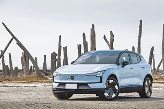 VOLVO EX30科技焕新