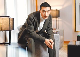 牧森登嘉明湖巧遇山神獸