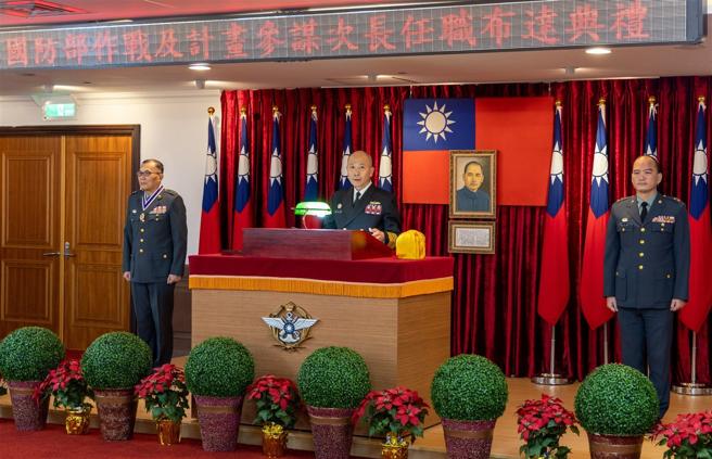 梅總長主持作計室次長任職布達典禮。（軍聞社記者蔡枋澐攝）