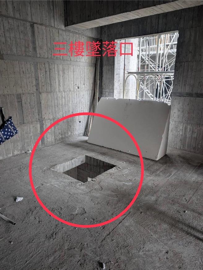 阮姓女子從3樓的施工孔跌落到1樓，頭部受傷送醫。（民眾提供／郭良傑高雄傳真）