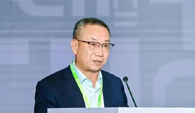 陆上交所副总经理董国群炒股安排他人充当白手套被双开。（长安街知事微信公眾号）