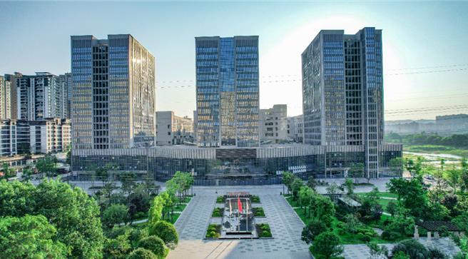 创新链遇见产业链陆科技成果转化加速新质生产力发展。图为2024年10月25日拍摄的重庆高新技术产业研究院。（新华社）