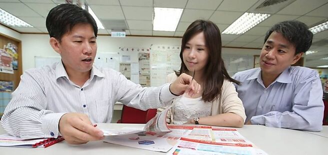 壽險業元月新契約保費收入達到899.5億元，創下近三年同期新高，年增35％。圖／本報資料照片