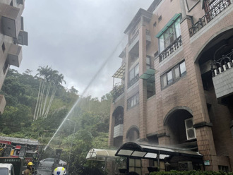 北市士林民宅惡火！救出2大1小 8歲男童命危