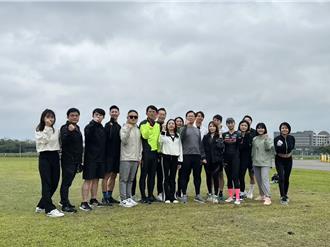 民眾党一级主管总辞 周榆修获慰留续任秘书长