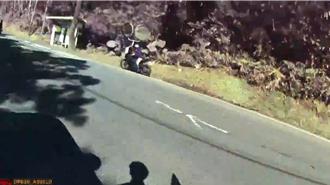 少女借機車跑山 警攔兩次不停車主也遭殃