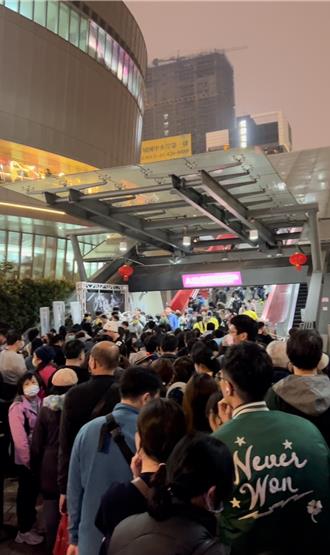 台灣燈會塞爆網炸鍋！綠黨團要求張善政明天前提報告