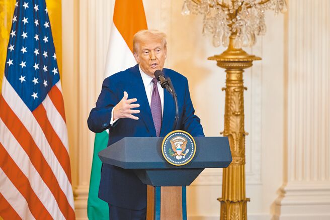 美國總統川普（見圖）強化關稅等保護主義勢頭增強，日本經濟界代表團16日至21日將訪問北京，希望增進與中國的經濟合作關係。（新華社）