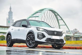 PEUGEOT 2008 HYBRID靈活配電