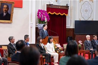 接見模範公務員   賴清德期許運用專業  確保台灣競爭優勢