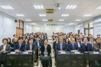 臺大生農學院啟用全景影院體驗室發展XR自然療癒