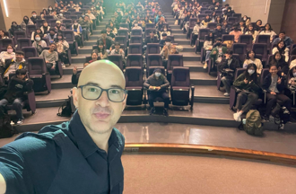 吳鳳感動圓夢！ 正式到師範大學任職 強調教書目的「不是為了錢」